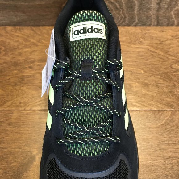 NEW Adidas 90's Valasion Running Shoes Men's 10.5 - Picture 5 of 15